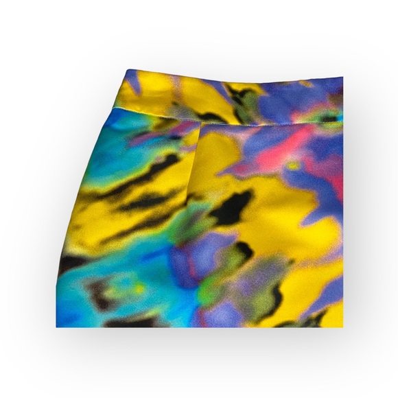 new Love Moschino ❤︎ Time Warp Psychedelic Tie Dye Print Mini Skirt ❤︎ Size 4 - Picture 4 of 17